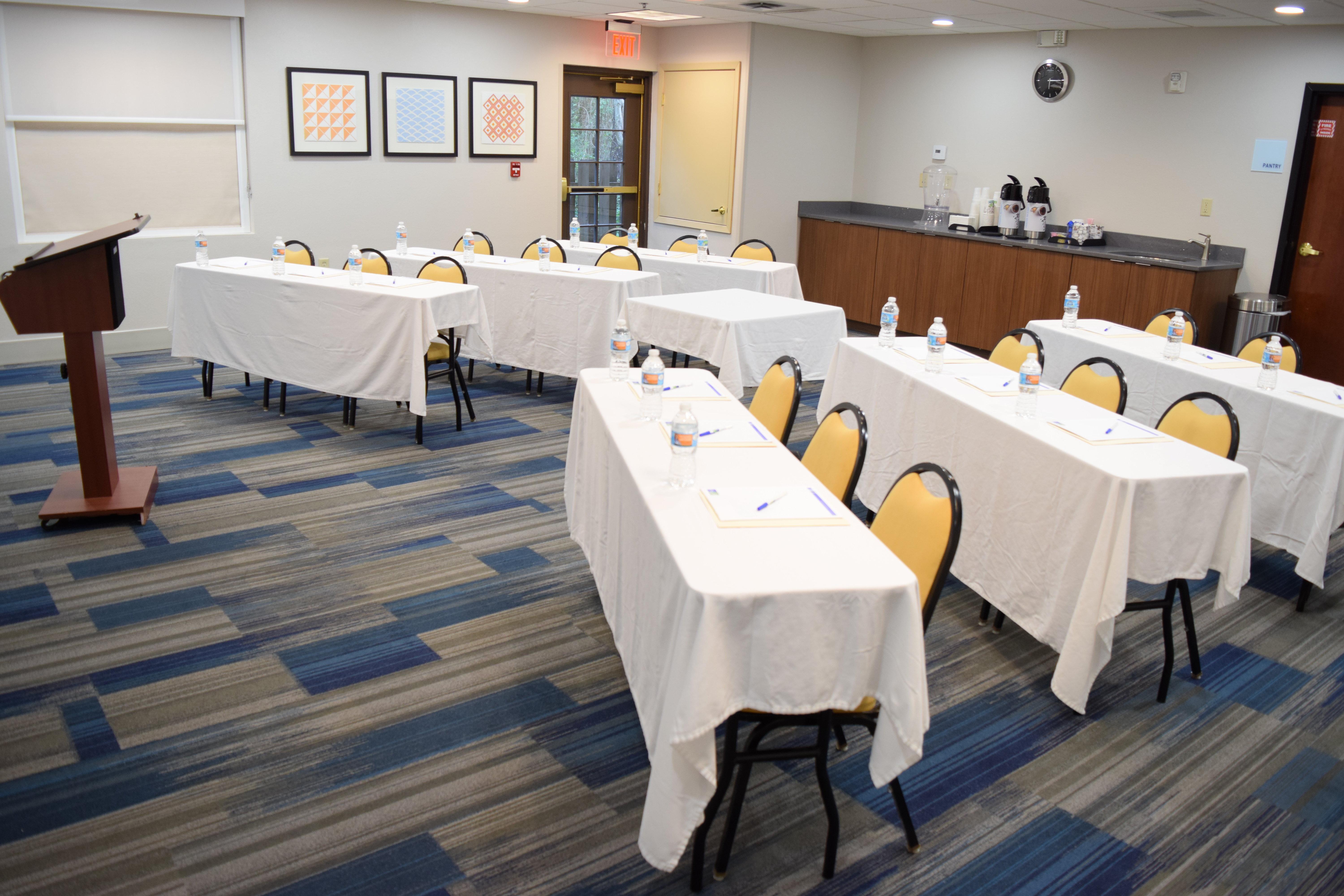 Holiday Inn Express & Suites Pensacola West I-10 By Ihg Ferry Pass Exterior foto
