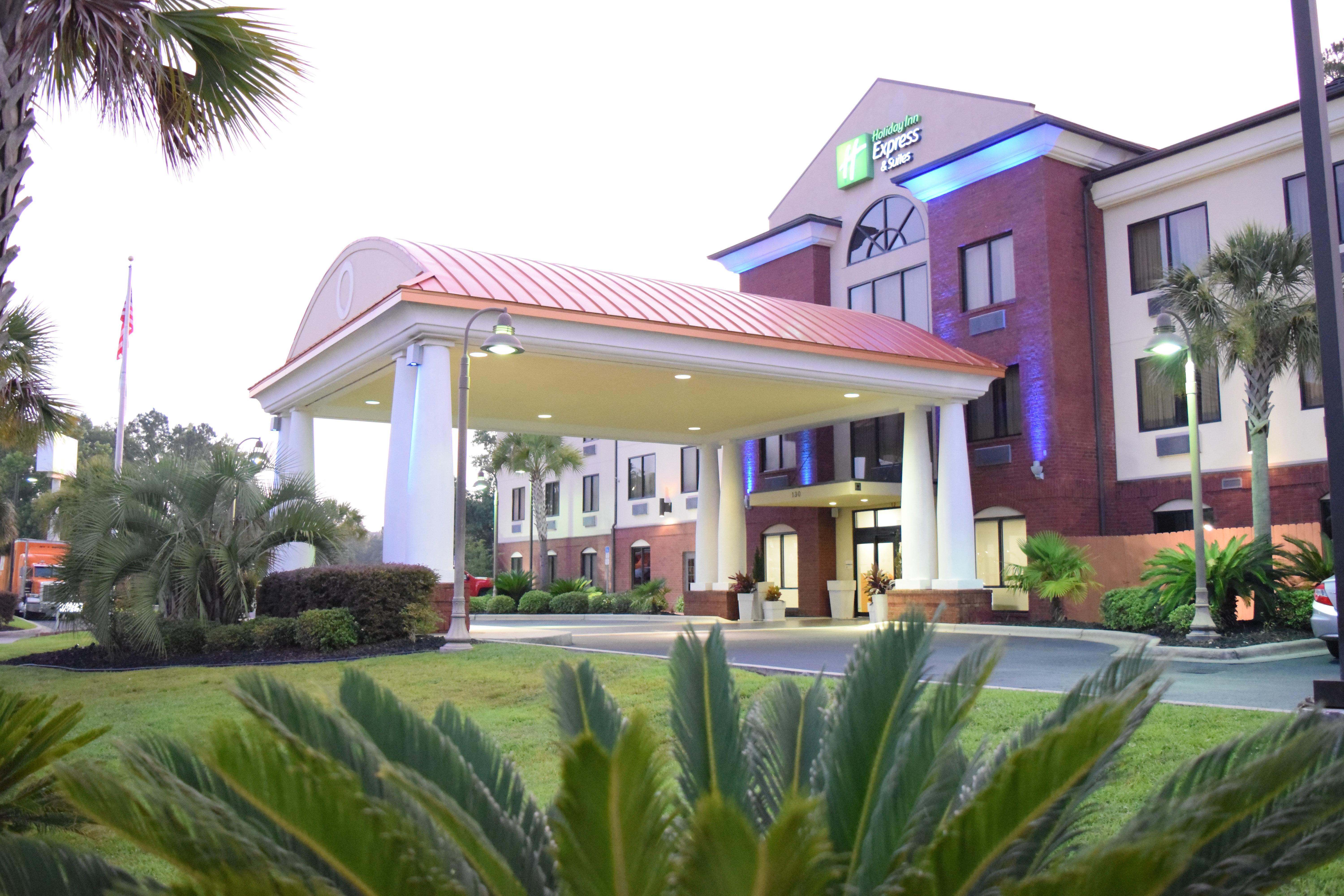 Holiday Inn Express & Suites Pensacola West I-10 By Ihg Ferry Pass Exterior foto