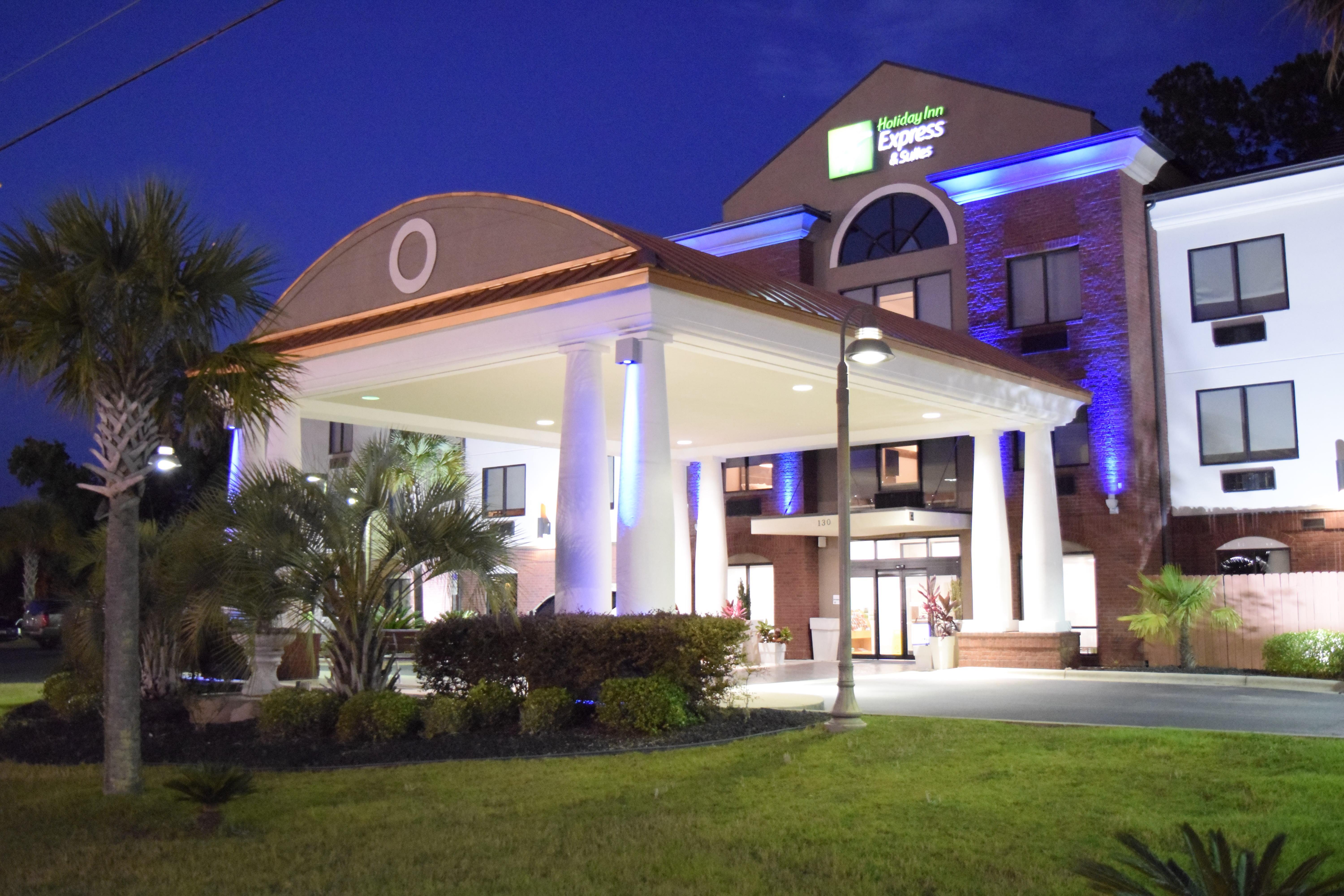 Holiday Inn Express & Suites Pensacola West I-10 By Ihg Ferry Pass Exterior foto