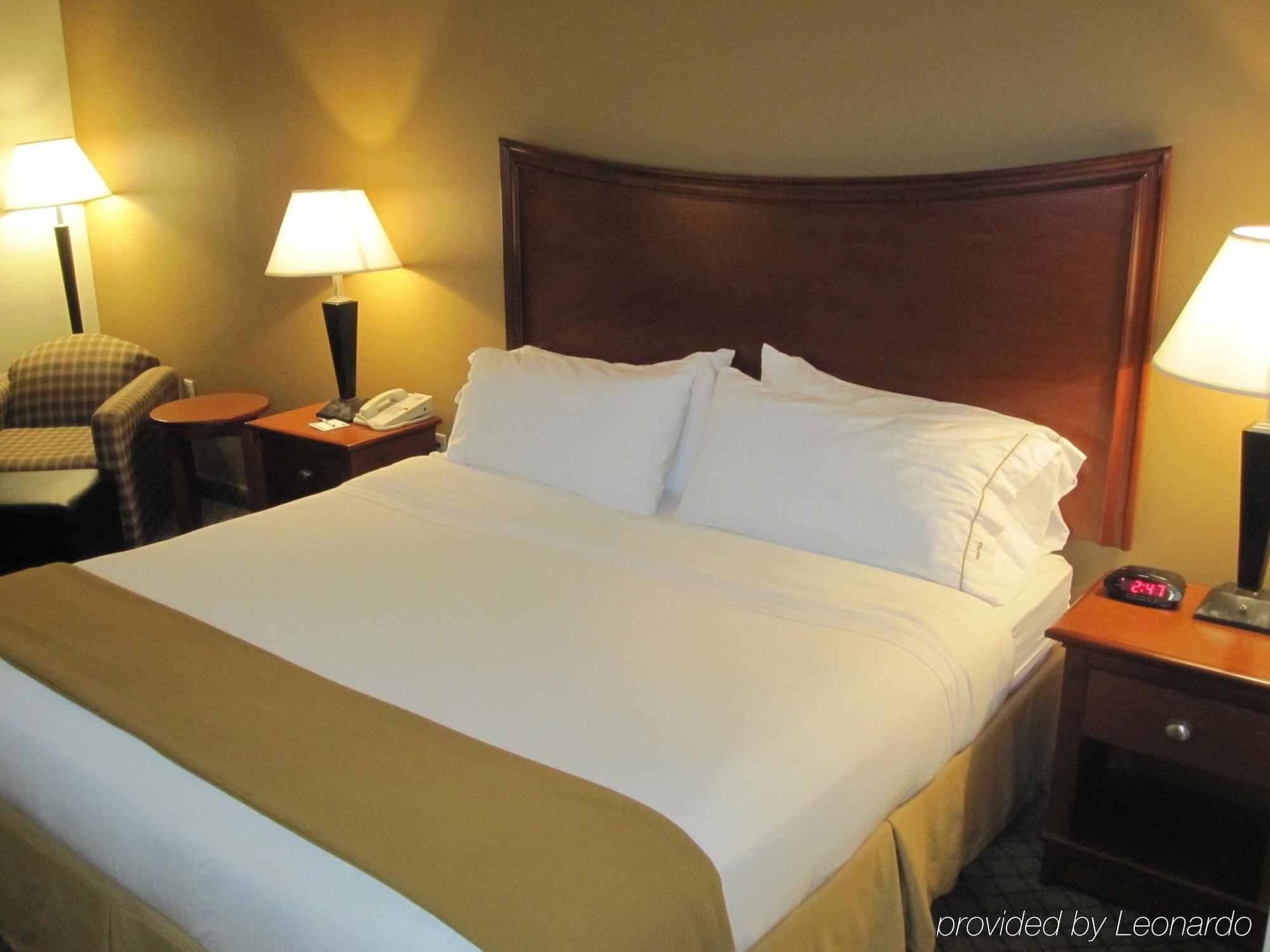 Holiday Inn Express & Suites Pensacola West I-10 By Ihg Ferry Pass Exterior foto