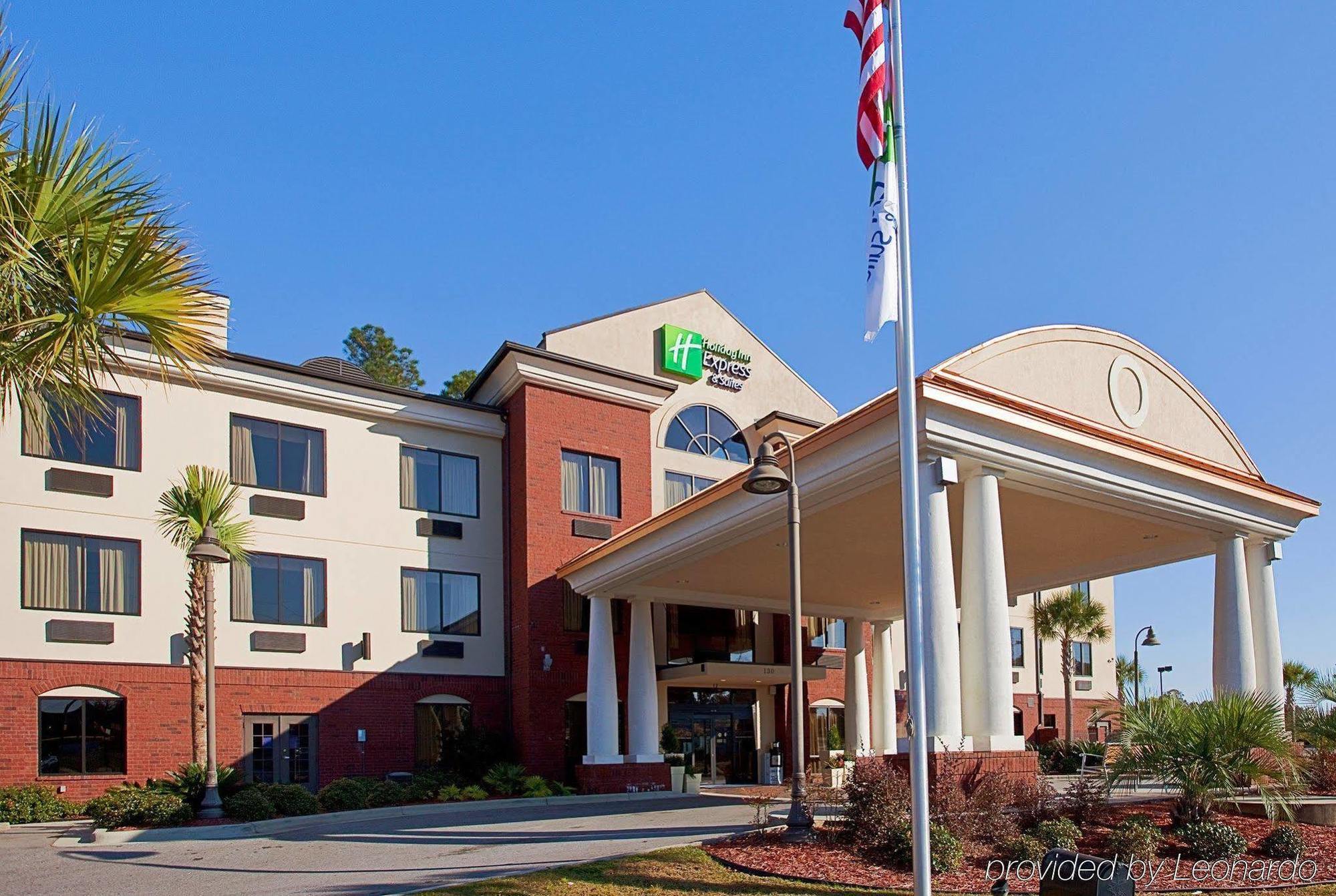 Holiday Inn Express & Suites Pensacola West I-10 By Ihg Ferry Pass Exterior foto